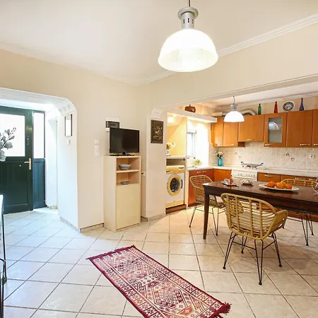 La Casa Nel Vicolo By Guestcorfu Apartment